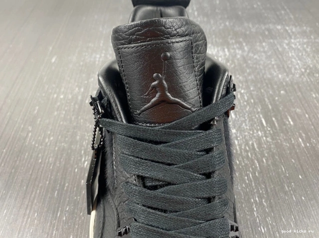 80% Off Sale Pony 4 Black Hair 819139-010 Retro Jordan 0711